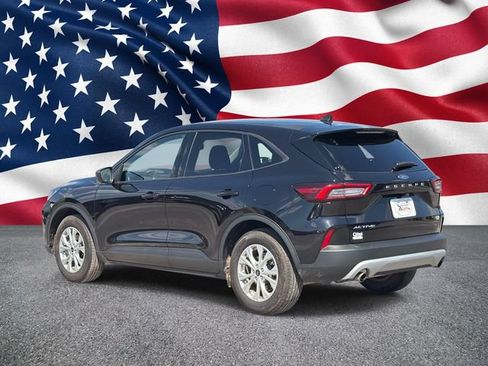 Certified 2025 Ford Escape Active FWD image 10