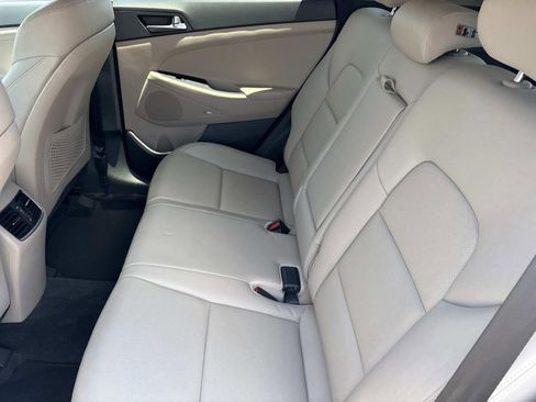 Used 2017 Hyundai Tucson SE Plus w/ Cargo Package AWD/4WD image 17