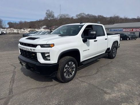 Used 2023 Chevrolet Silverado 2500 Custom w/ Infotainment Package image 4