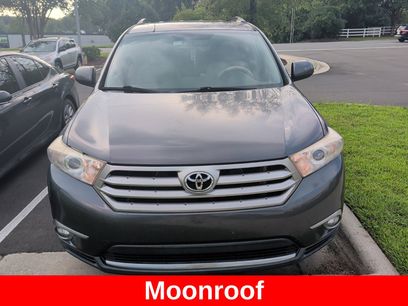 Used 2013 Toyota Highlander SE