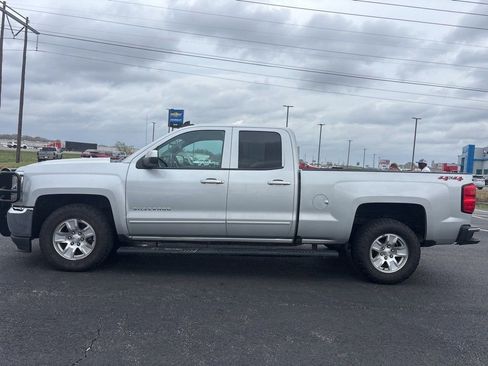 Used 2019 Chevrolet Silverado 1500 LT image 2