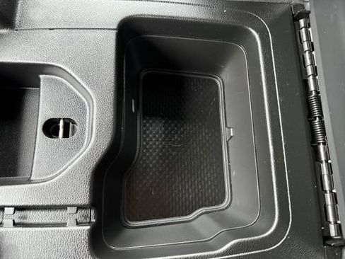 Used 2021 RAM 1500 Big Horn image 26