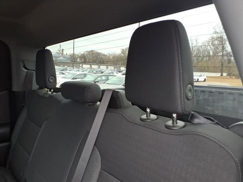 Used 2024 Chevrolet Silverado 1500 Custom image 11