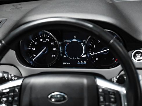 Used 2017 Land Rover Discovery Sport HSE Luxury image 20