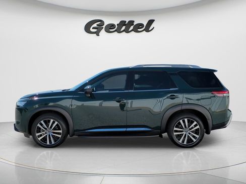 Certified 2024 Nissan Pathfinder Platinum AWD/4WD image 7
