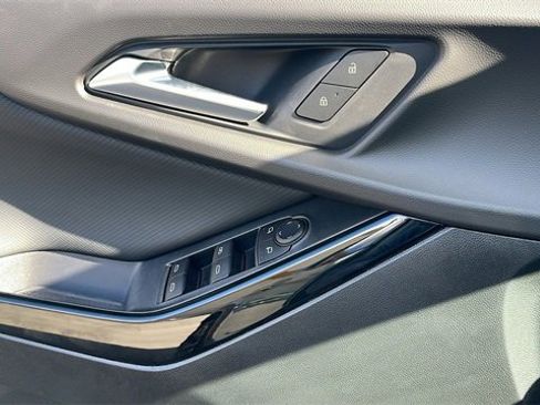 New 2026 Chevrolet Equinox LT image 28