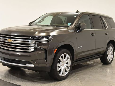Used 2021 Chevrolet Tahoe High Country AWD/4WD image 9