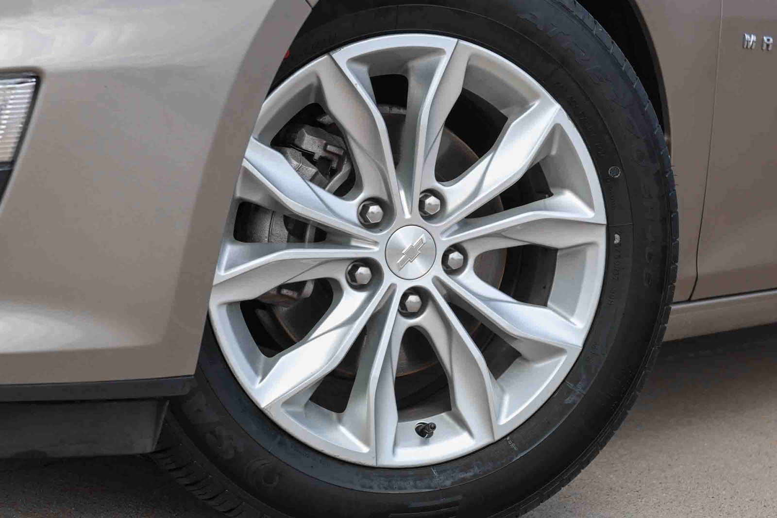 Used 2024 Chevrolet Malibu LT FWD image 12