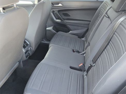 Certified 2022 Volkswagen Tiguan S image 12