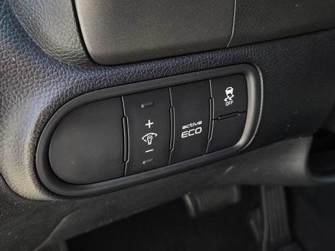 Used 2016 Kia Forte LX w/ LX Popular Plus Package FWD image 17