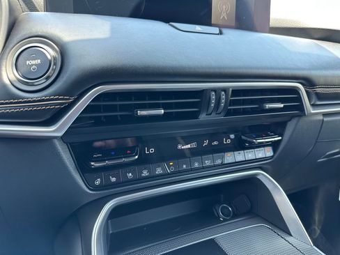 New 2025 MAZDA CX-90 Plug-In Hybrid w/ Premium Plus image 19