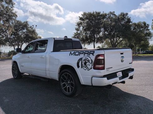Used 2019 RAM 1500 Laramie AWD/4WD image 6
