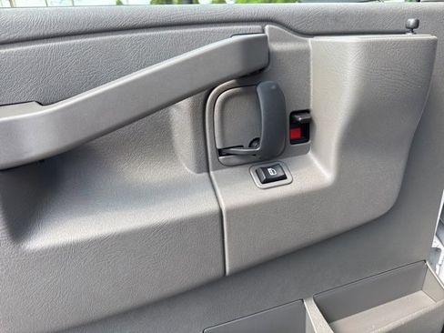 New 2025 Chevrolet Express 3500 w/ Power Convenience Package image 8