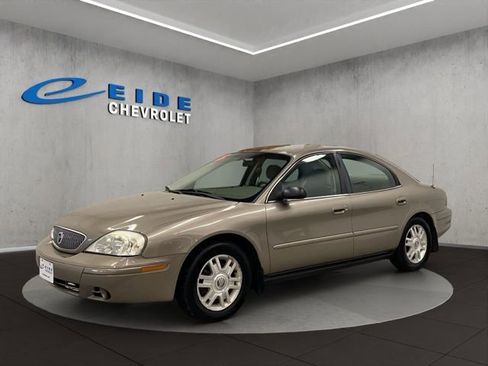 Used 2005 Mercury Sable GS image 8