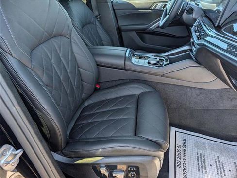 Certified 2025 BMW X6 xDrive40i w/ Climate Comfort Package image 22