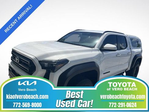 Used 2025 Toyota Tacoma SR5 AWD/4WD image 1