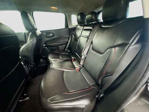 Used 2020 Jeep Compass Trailhawk w/ Leather Interior Group AWD/4WD image 23