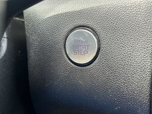 Used 2023 Kia Sorento S FWD image 21