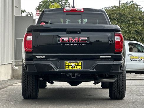 New 2025 GMC Canyon Elevation w/ Convenience Package image 6