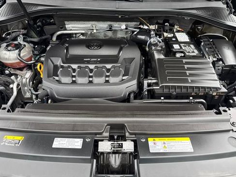 Certified 2023 Volkswagen Tiguan SE image 14