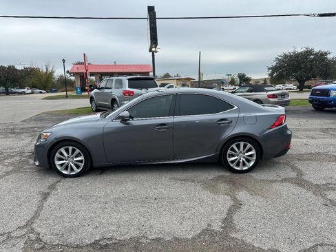 Used 2014 Lexus IS 250 image 10