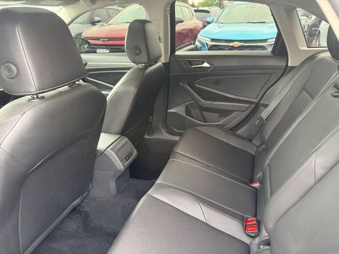 Used 2020 Volkswagen Jetta SE FWD image 27