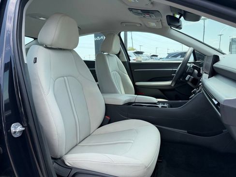 Used 2025 Hyundai Sonata SEL FWD image 30