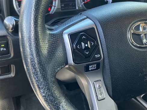 Used 2015 Toyota 4Runner Limited image 23