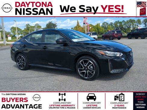 New 2025 Nissan Sentra SR image 1