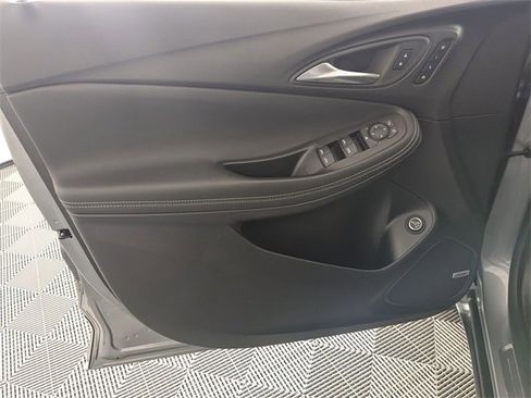 Certified 2024 Buick Encore GX Avenir w/ Avenir Convenience Package image 10