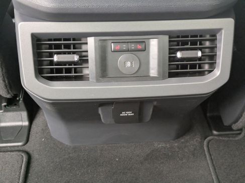 New 2026 Ford F250 Lariat w/ Black Appearance Package image 16