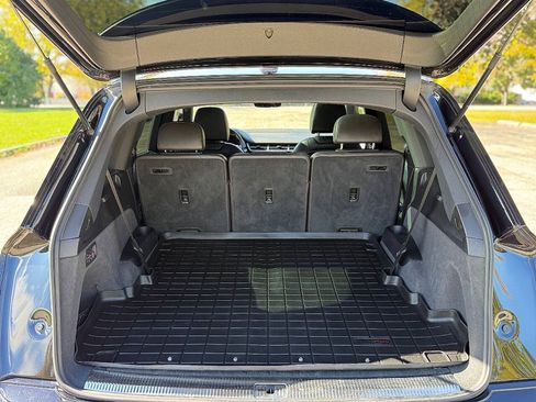 Used 2017 Audi Q7 3.0T Premium Plus image 17