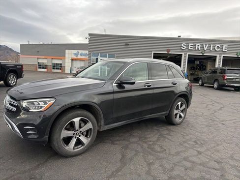 Used 2022 Mercedes-Benz GLC 300 4MATIC image 25