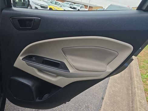 Used 2022 Ford EcoSport S AWD/4WD image 13