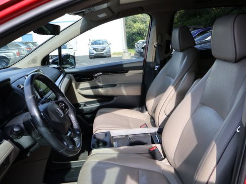 Used 2022 Honda Odyssey Elite image 11