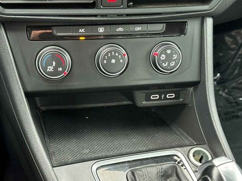 Used 2021 Volkswagen Jetta S image 22