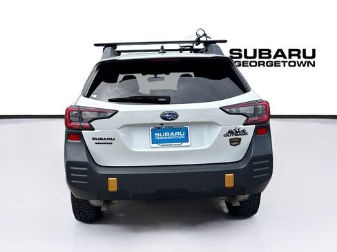 Used 2022 Subaru Outback Wilderness AWD/4WD image 6