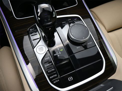 Used 2021 BMW X5 sDrive40i w/ Premium Package image 16