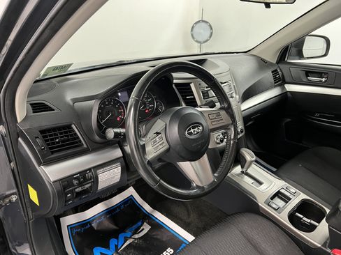 Used 2011 Subaru Legacy 2.5i Premium AWD/4WD image 12