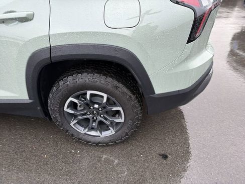 New 2026 Chevrolet Equinox ACTIV w/ LPO, Floor Liner Package AWD/4WD image 9