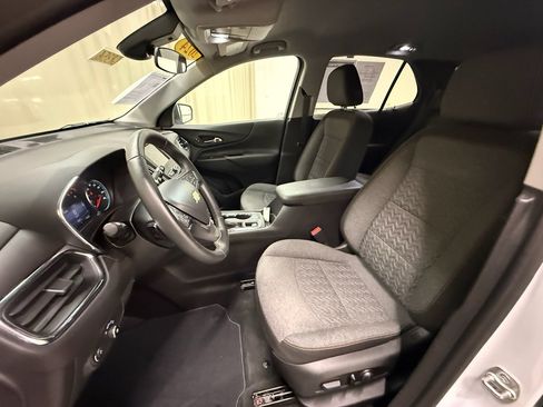 Certified 2024 Chevrolet Equinox LT FWD image 29