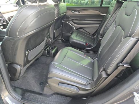 Used 2021 Jeep Grand Cherokee L Limited w/ Trailer Tow Group (B) image 17