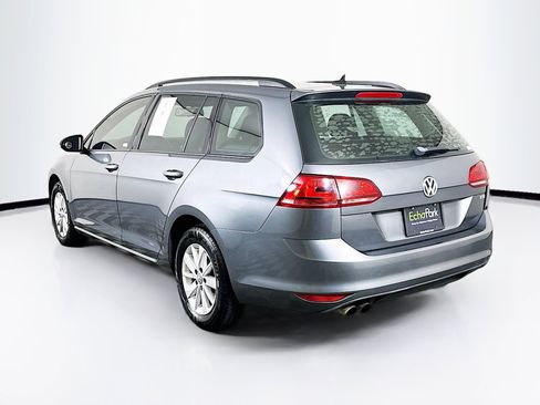 Used 2017 Volkswagen Golf S image 5