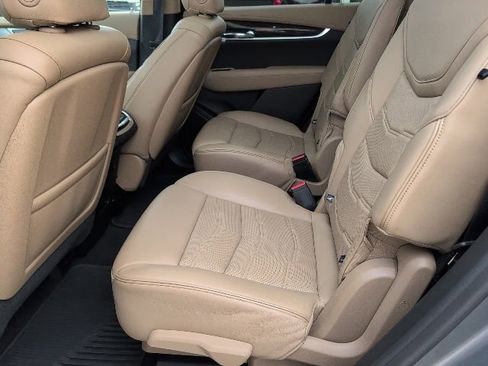 Used 2020 Cadillac XT6 Sport w/ Platinum Package image 7