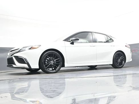 Used 2023 Toyota Camry XSE FWD image 36