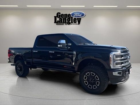Used 2024 Ford F250 Platinum AWD/4WD image 13