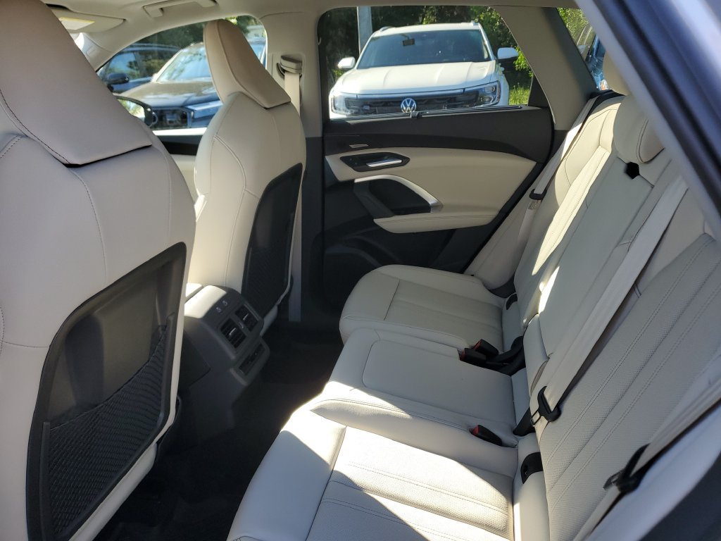 New 2026 Audi Q5 Premium Plus AWD/4WD image 17