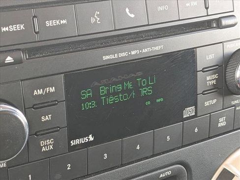 Used 2016 Jeep Wrangler Sahara w/ Connectivity Group image 12