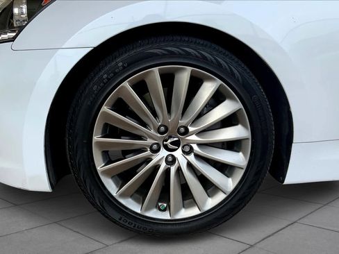 Used 2014 Hyundai Equus Ultimate image 10