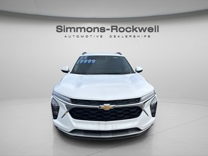 Used 2025 Chevrolet Trax LT w/ LT Convenience Package